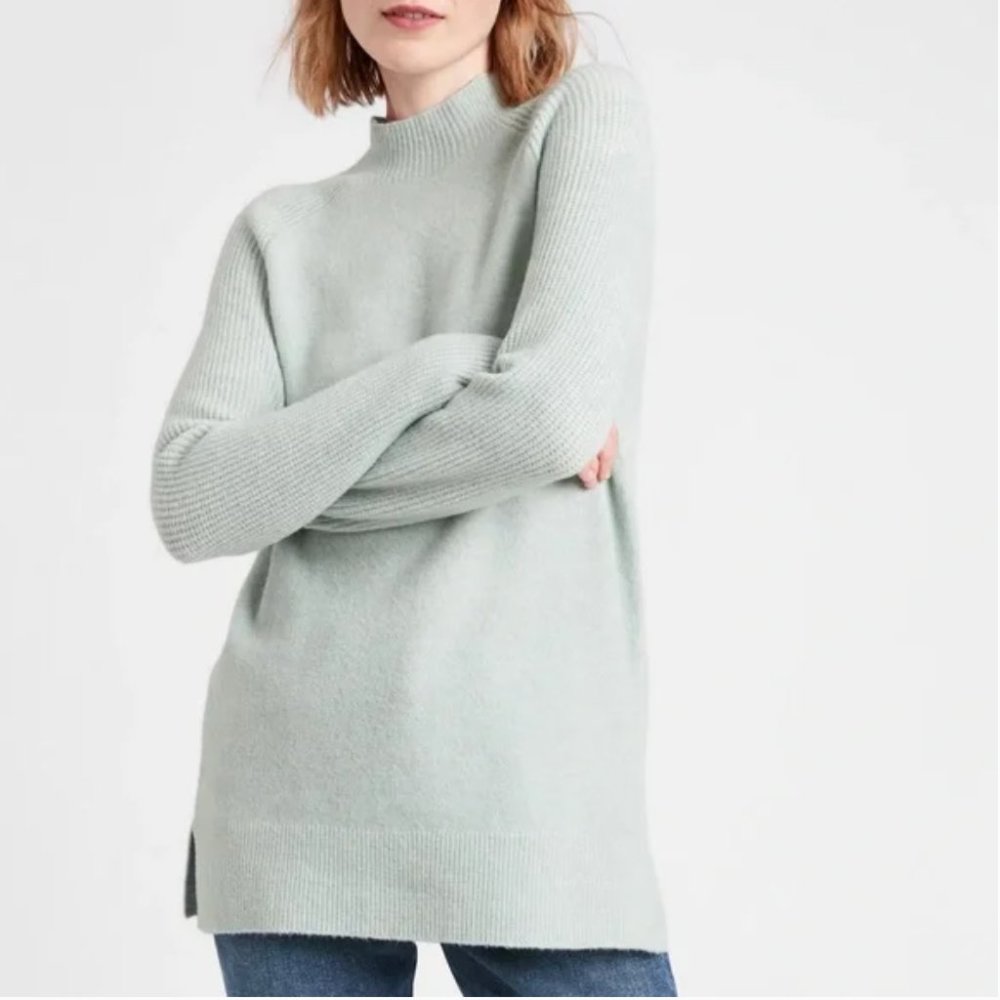 Banana Republic Mock Neck Tunic Sweater